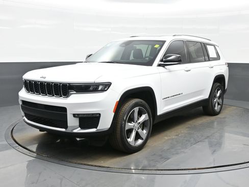 Used 2021 Jeep Grand Cherokee L Limited image 2