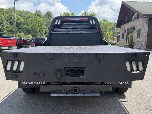 Used 2020 RAM 5500 Tradesman w/ Chrome Appearance Group AWD/4WD image 3