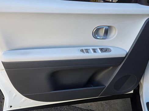 Used 2024 Hyundai Ioniq 5 SEL RWD image 11
