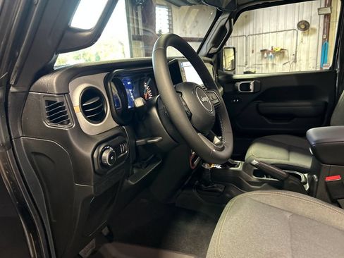 New 2025 Jeep Wrangler Unlimited Sport AWD/4WD image 13