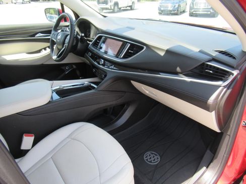 Used 2024 Buick Enclave Premium w/ Experience Buick Package FWD image 11