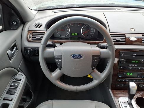 Used 2006 Ford Five Hundred SEL image 5