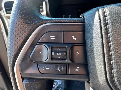 Certified 2026 Toyota 4Runner SR5 AWD/4WD image 35