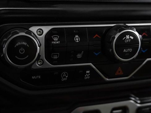 Used 2018 Jeep Wrangler Rubicon AWD/4WD image 26