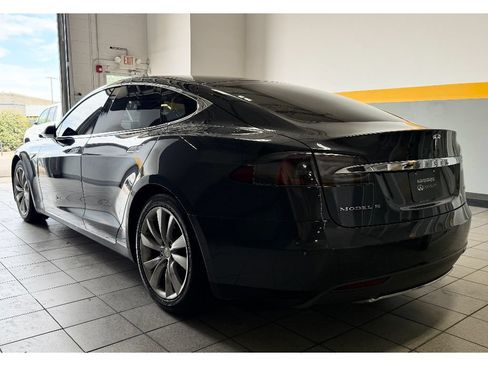 Used 2015 Tesla Model S 85D AWD/4WD image 4