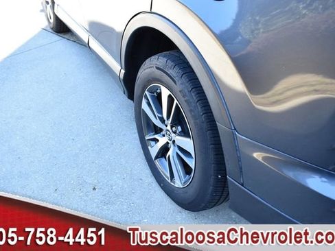 Used 2018 Toyota RAV4 XLE image 14