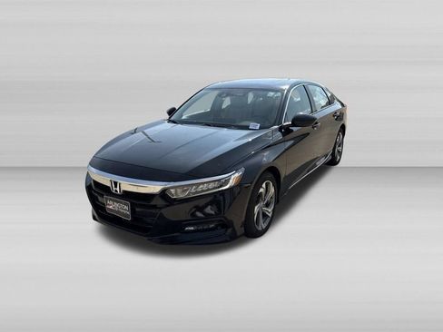Used 2018 Honda Accord EX image 11