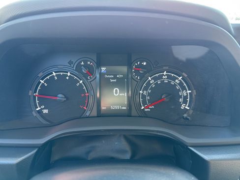 Used 2021 Toyota 4Runner SR5 Premium w/ Moonroof Package image 10