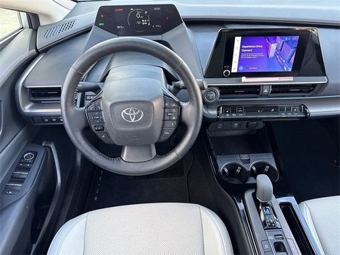 Used 2024 Toyota Prius Limited image 11