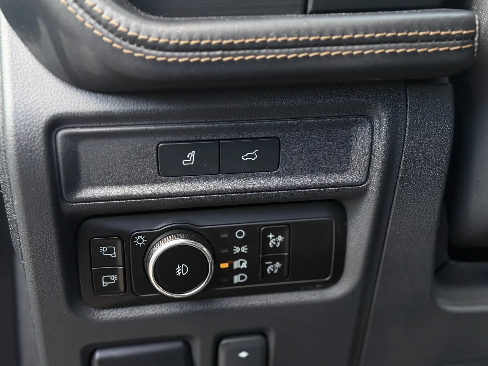 Used 2023 Ford Expedition Max Platinum AWD/4WD image 29