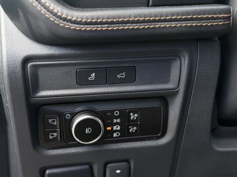 Used 2023 Ford Expedition Max Platinum image 29