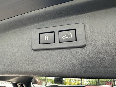 Used 2020 Subaru Outback Premium AWD/4WD image 35