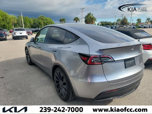 Used 2025 Tesla Model Y Performance AWD/4WD image 6
