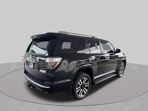 Used 2023 Toyota 4Runner Limited AWD/4WD image 6