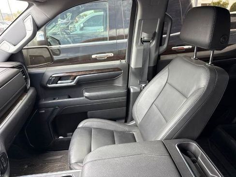 Used 2024 GMC Sierra 1500 Elevation w/ Elevation Premium Package AWD/4WD image 13