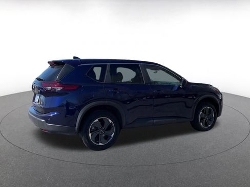 Used 2025 Nissan Rogue SV image 15