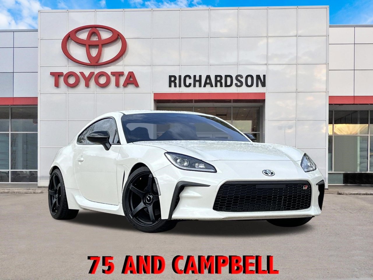 Used 2024 Toyota GR86 Premium RWD image 1