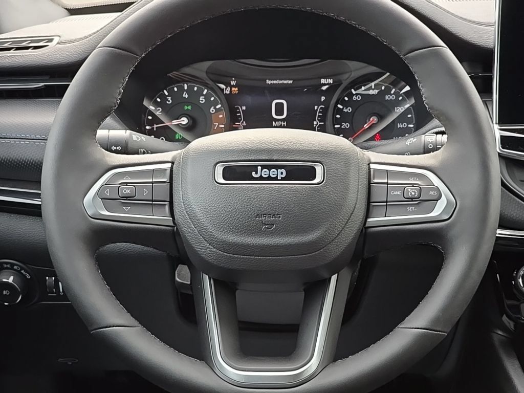 New 2026 Jeep Compass Latitude AWD/4WD image 22