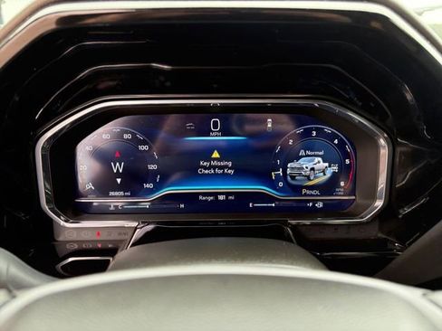 Certified 2025 Chevrolet Silverado 2500 ZR2 w/ Technology Package image 10