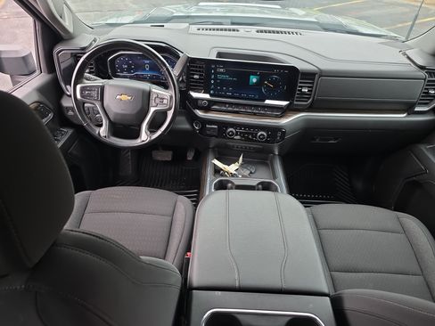 Used 2024 Chevrolet Silverado 3500 LT w/ Convenience Package AWD/4WD image 11