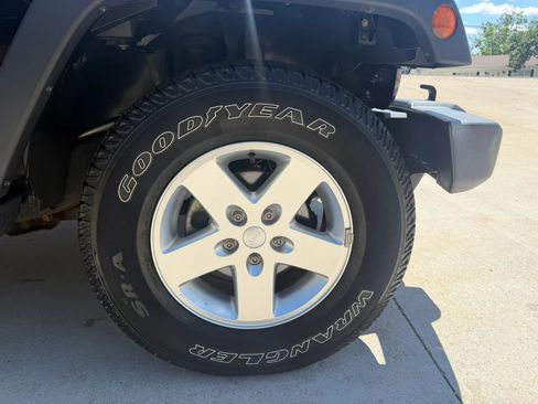 Used 2014 Jeep Wrangler Sport w/ Quick Order Package 24S AWD/4WD image 60
