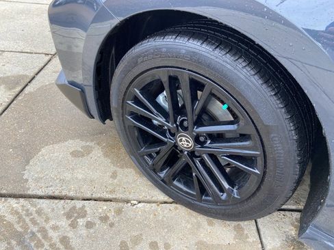 Used 2025 Toyota Camry SE image 24