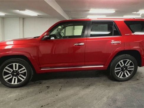 Used 2022 Toyota 4Runner Limited image 5