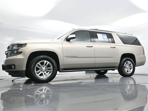 Used 2016 Chevrolet Suburban LT AWD/4WD image 58