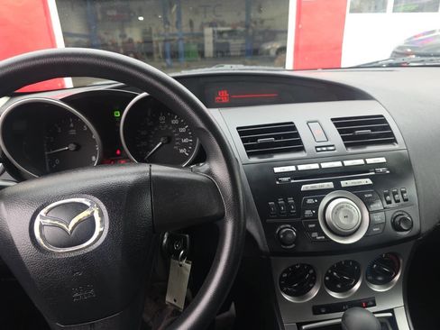 Used 2010 MAZDA MAZDA3 i Sport image 10