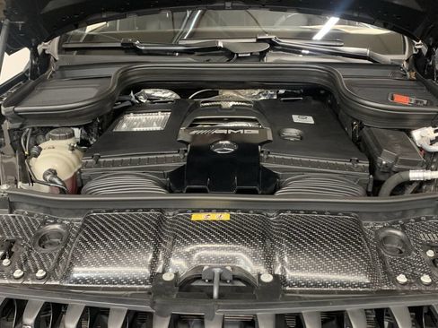 Used 2025 Mercedes-Benz GLS 63 AMG 4MATIC image 39