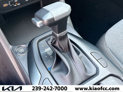 New 2025 Kia K4 LXS FWD image 25