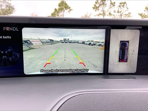 Used 2024 Lincoln Nautilus Premier image 25