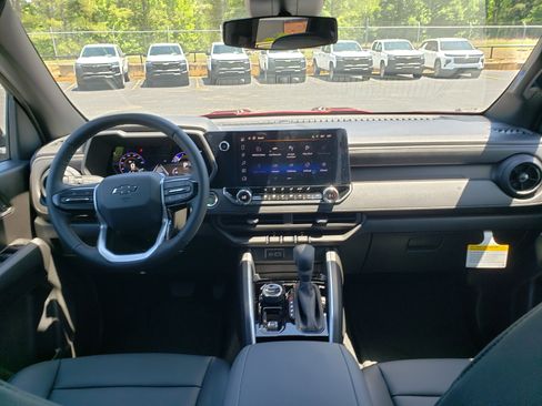 New 2026 Chevrolet Colorado Trail Boss AWD/4WD image 30