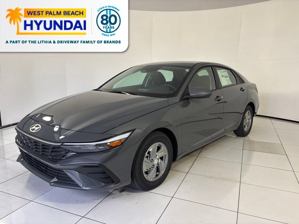 New 2026 Hyundai Elantra SE FWD 360° Tour