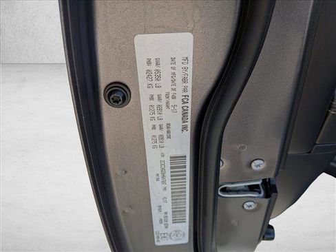 Used 2017 Chrysler 300 S image 24