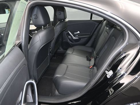 Used 2025 Mercedes-Benz CLA 250 image 16