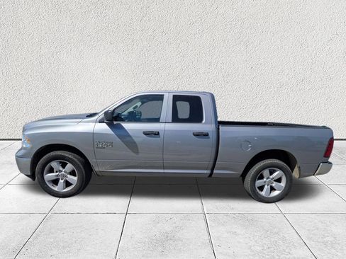 Used 2024 RAM 1500 Classic SLT image 6
