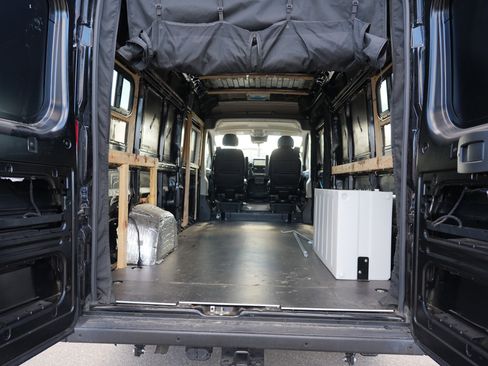 Used 2022 RAM ProMaster 3500 w/ Premium R/V Group image 12