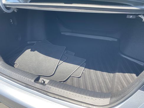 Certified 2025 Honda Accord LX image 12