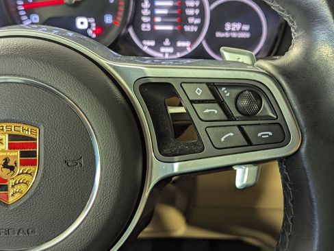 Used 2022 Porsche Cayenne AWD/4WD image 68