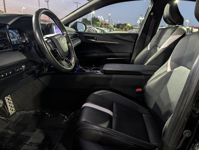 Used 2025 Toyota Camry SE FWD image 26