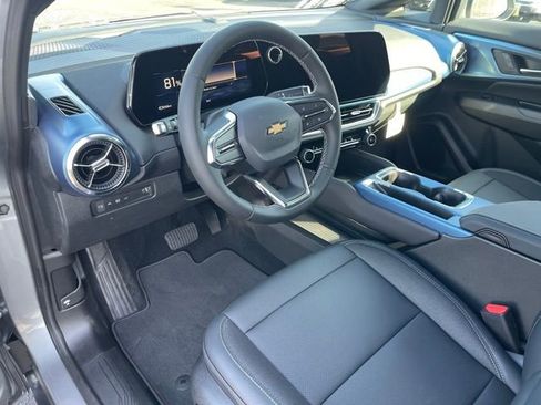 New 2026 Chevrolet Equinox EV LT AWD/4WD image 15