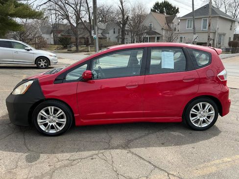 Used 2011 Honda Fit Sport image 6
