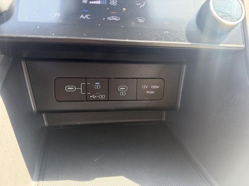 Used 2025 Hyundai Sonata SEL FWD image 27