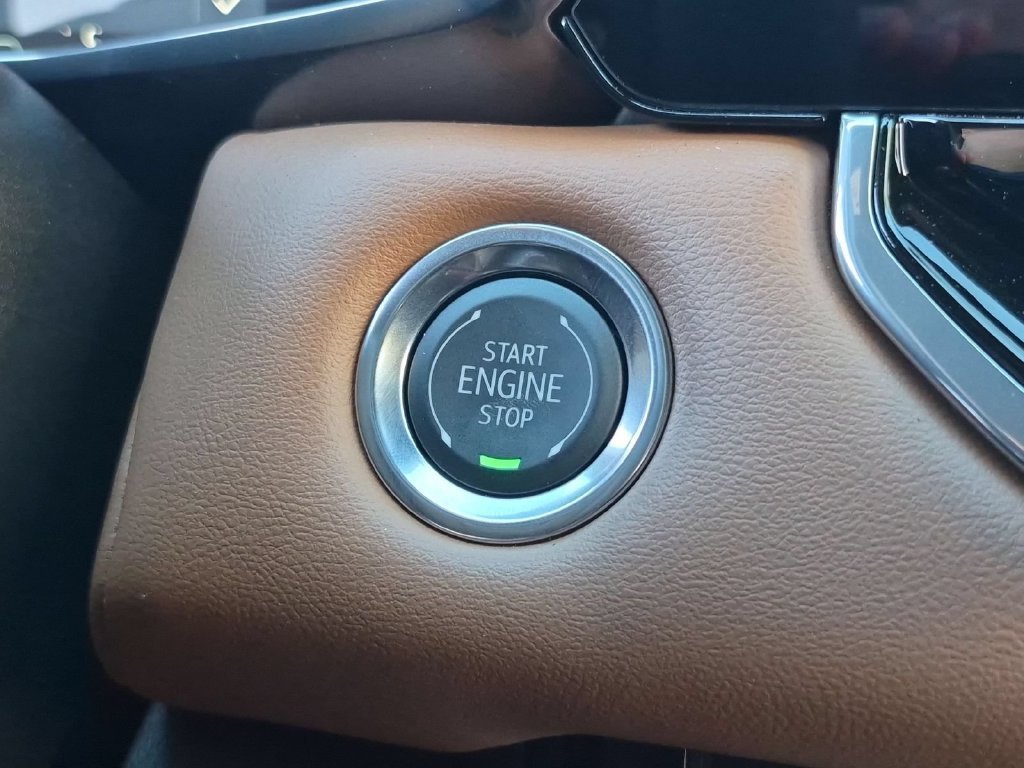 New 2026 GMC Canyon AT4 w/ AT4 Premium Package AWD/4WD image 16