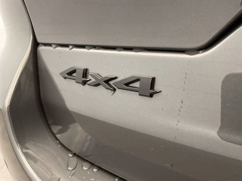 New 2025 Jeep Grand Cherokee Summit image 8