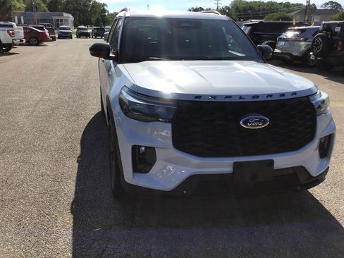 New 2026 Ford Explorer ST-Line AWD/4WD image 6