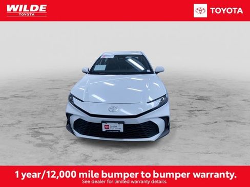 Certified 2025 Toyota Camry SE image 4