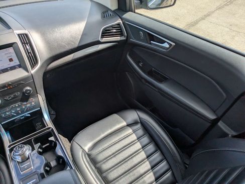 Used 2020 Ford Edge SEL FWD image 18