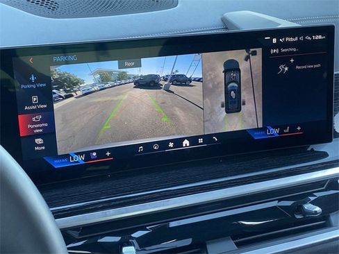 Certified 2025 BMW X7 M60i w/ Executive Package image 29